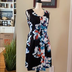 Pretty Dress.   Nice for church or wedding.